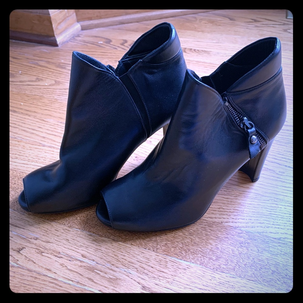 Stuart Weitzman Leather Open Toed Boots